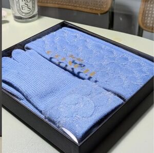 Brand New COACH Gloves + Earmuff Set